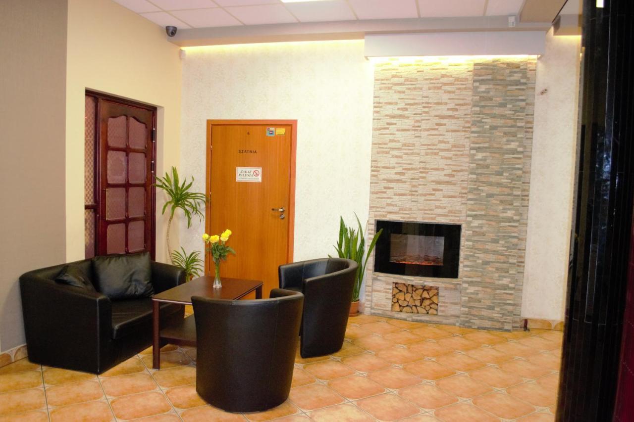 Hotel I Restauracja Jaskolka Alojzow Dış mekan fotoğraf