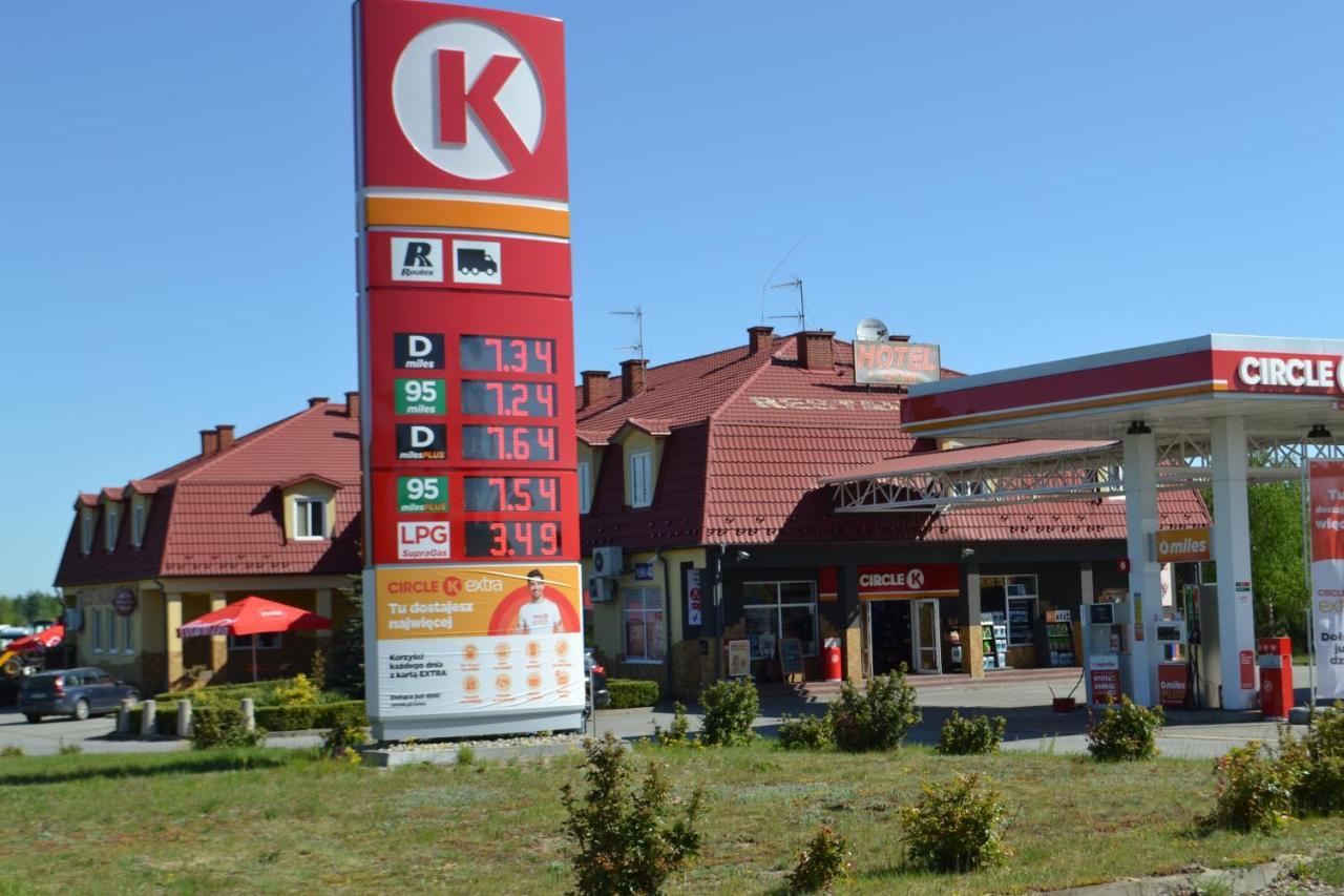 Hotel I Restauracja Jaskolka Alojzow Dış mekan fotoğraf